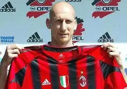 洛夫顿遭停,赛一役并罚,赵睿顶撞裁,500足球即时比分,500比分,500体育比分网,比分直播