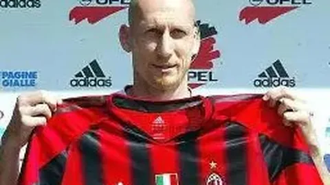 洛夫顿遭停赛一役并罚5万，赵睿顶撞裁判被罚停五场及10万罚款