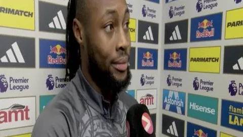 尼克斯三连败，三巨头领衔战绩急转直下，联盟前三地位岌岌可危